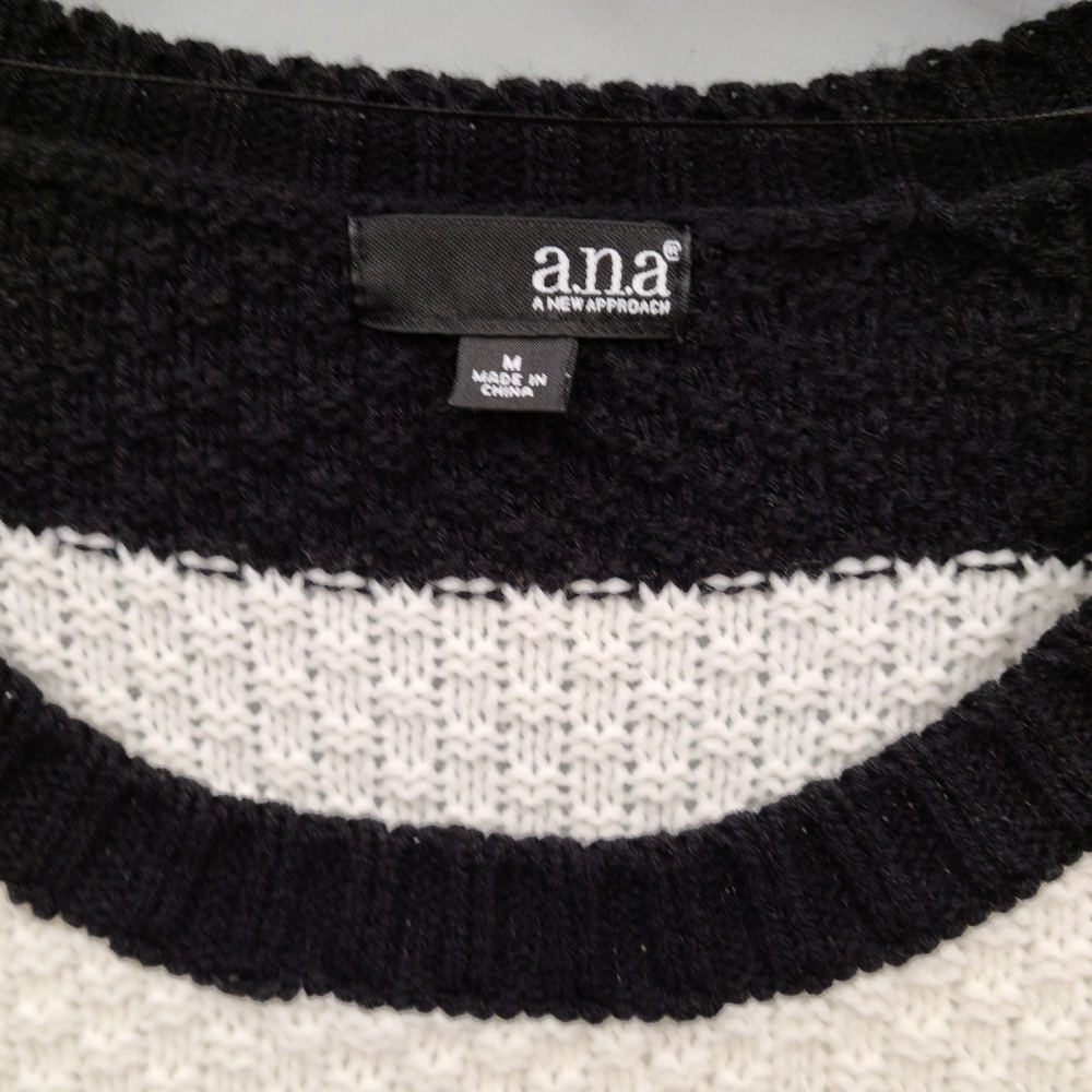 a.n.a. sweater - Picture 2 of 4